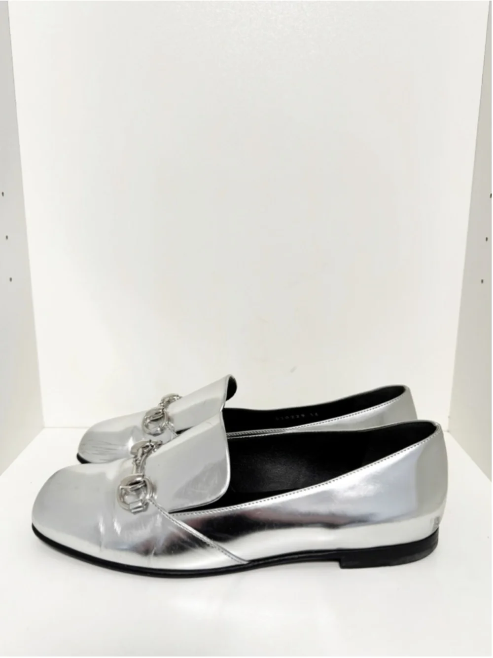 Gucci Silver Mirror Foil Leather Kira Horsebit Loafers Size 36